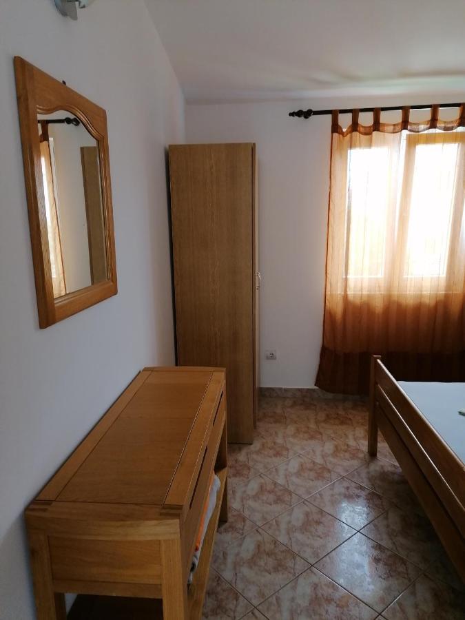 Apartments Villa Venera Ražanac Eksteriør bilde