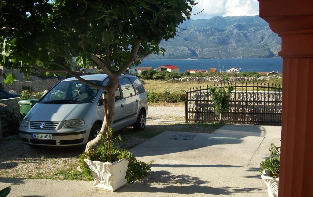 Apartments Villa Venera Ražanac Eksteriør bilde
